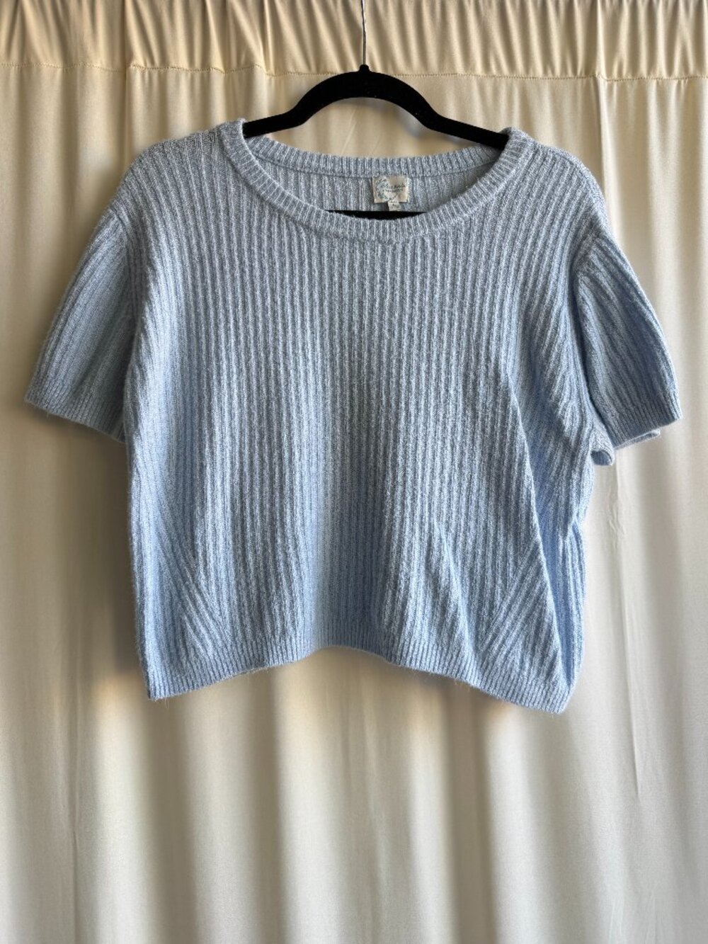 Blue Rain by Francesca's Light Blue Ribbed Cropped Sweater | Large